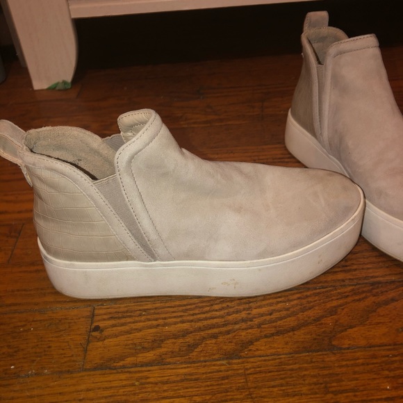 Steve Madden Suede Shoes - Picture 2 of 3